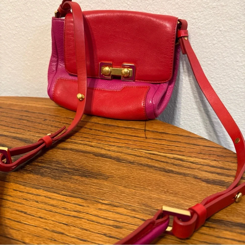 Valentine’s Day red Marc Jacob’s feminine minimilist purse - Picture 2 of 5